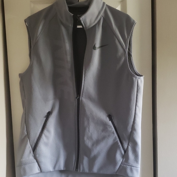 Nike Other - Nike dri-fit vest